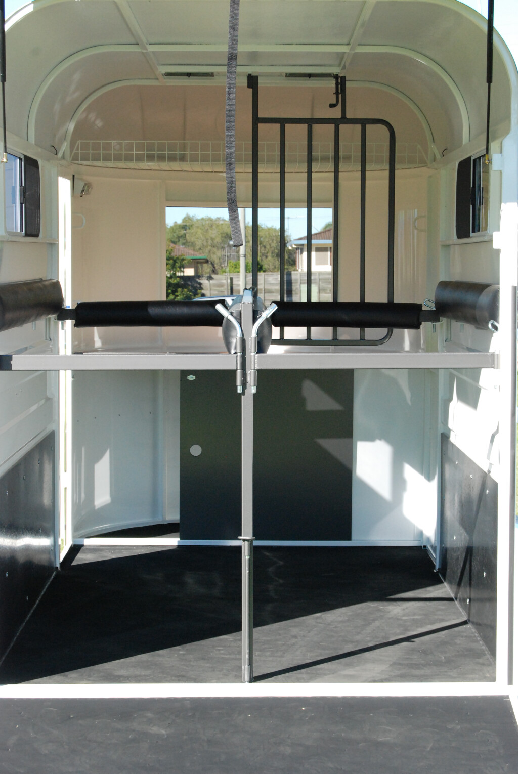 SL600 Model Enclosed Float Standard
