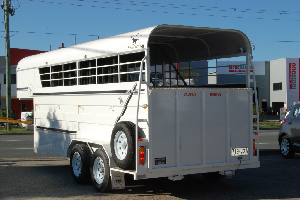 Open Rear 2.0m Wide Gooseneck 