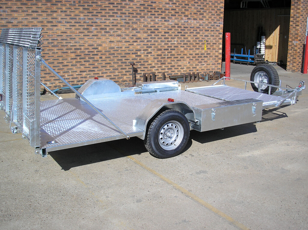 Mower Transport Trailer With Ramps