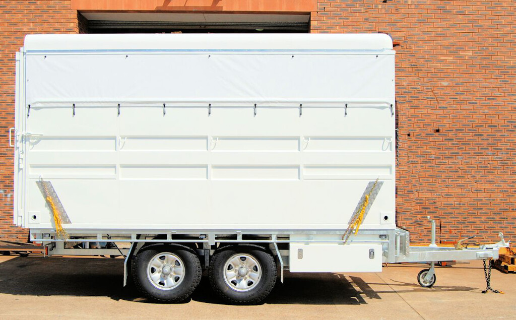 Large Stock Trailer With Side Covers