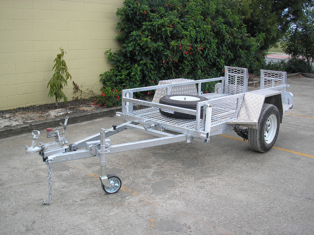 Compact Tipping Plant Trailer