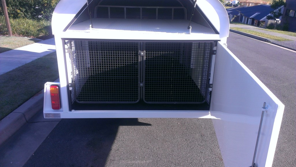 Custom Made 4 Berth Dog Float Dividers