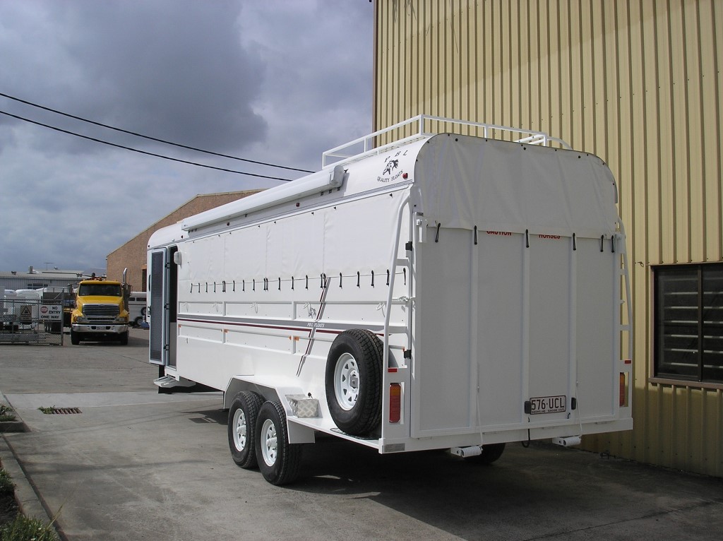 Dust Covers Sides & Rear, Hay Rack, Awning